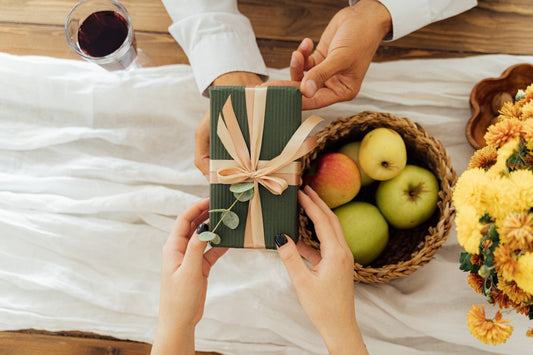 GIFT PRESENTATIONS THAT WILL WOW