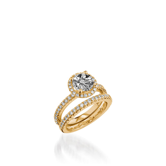 Majesty Round Yellow Gold Engagement Ring