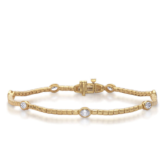 This Bracelet is available in 14K Yellow Gold. There are a total of 7 stones. There are Oval with a total carat weight of 1.01 set in a Bezel Set setting.