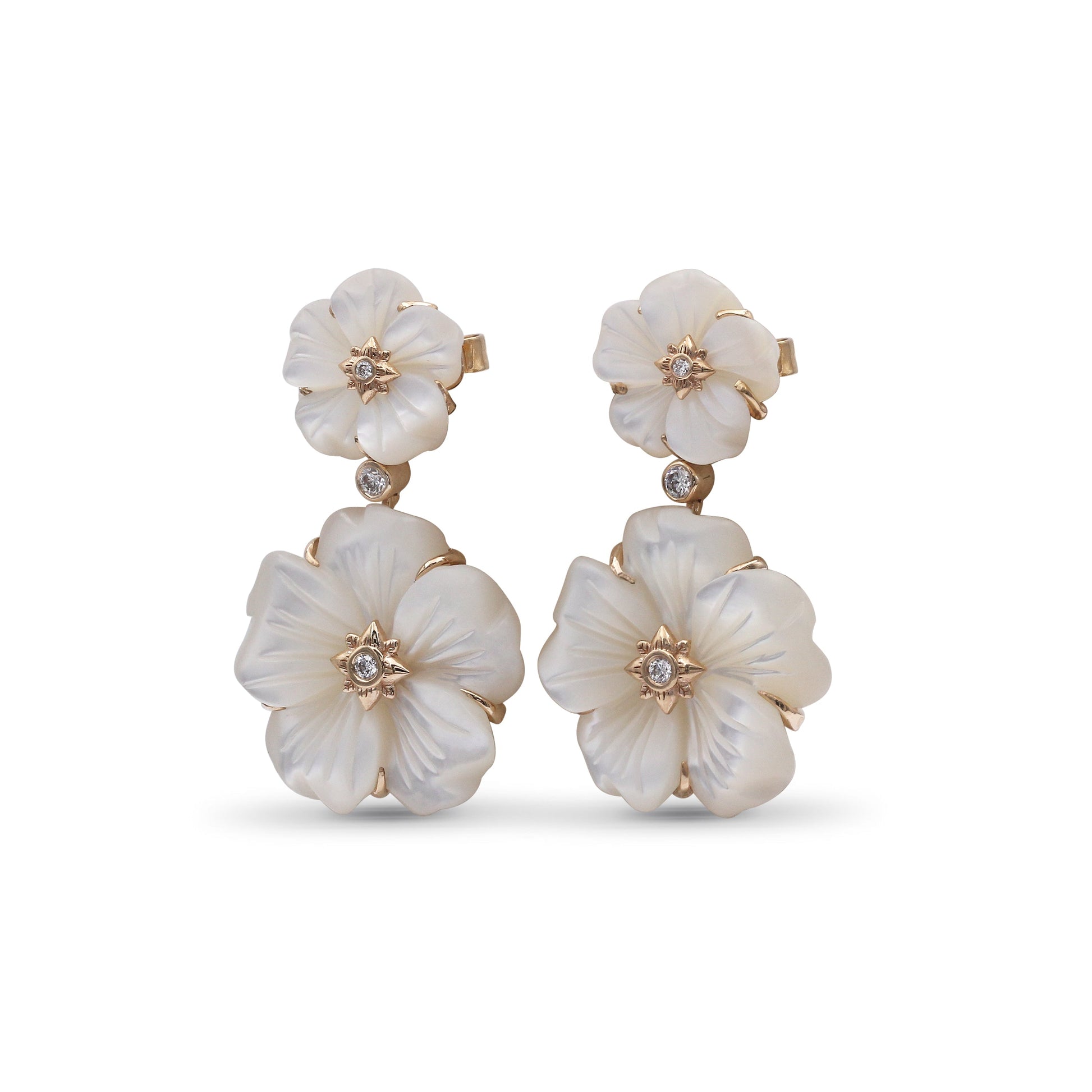 colorbloom-14mm-22mm-white-mother-of-pearl-and-white-diamond-0-18ct-earring-in-18k-gold
