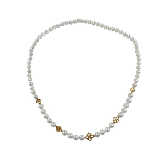 pearlicious-4-6mm-white-pearl-and-white-diamond-0-10ct-necklace-in-18k-gold