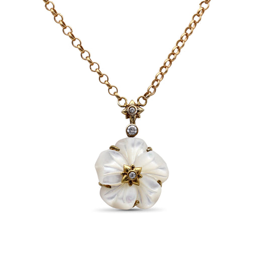 colorbloom-14mm-white-mother-of-pearl-flower-and-white-diamond-0-10ct-pendant-in-18k-gold