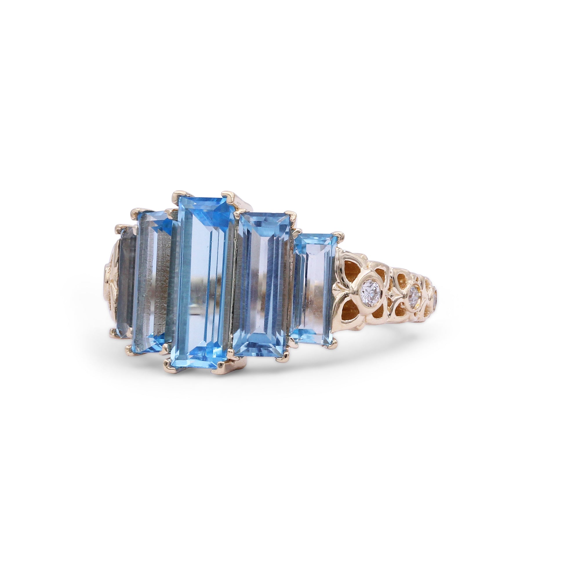 luxury-aurora-swiss-blue-topaz-and-0-15ct-diamond-ring-in-18k-gold