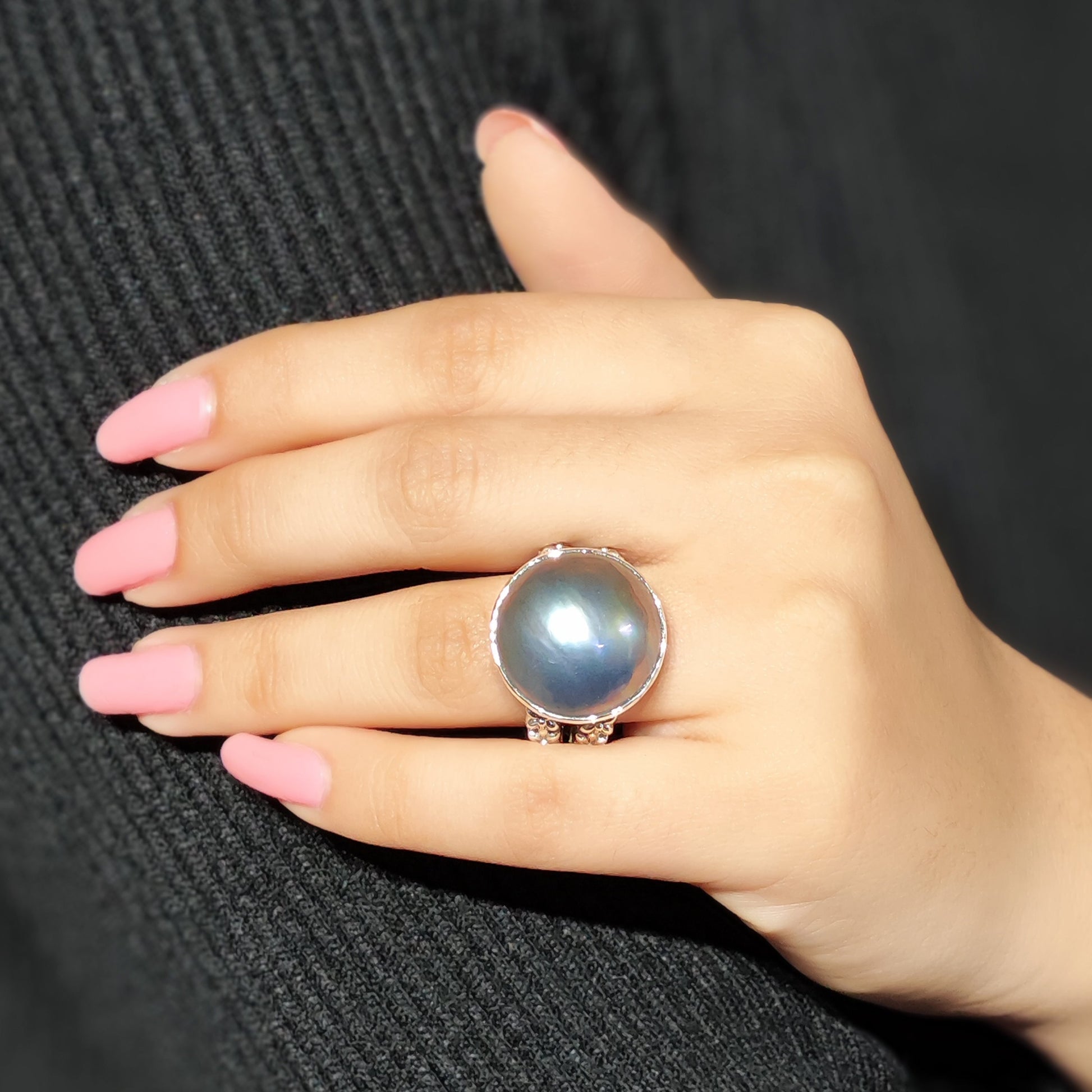 pearlicious-silver-mabe-ring-in-sterling-silver