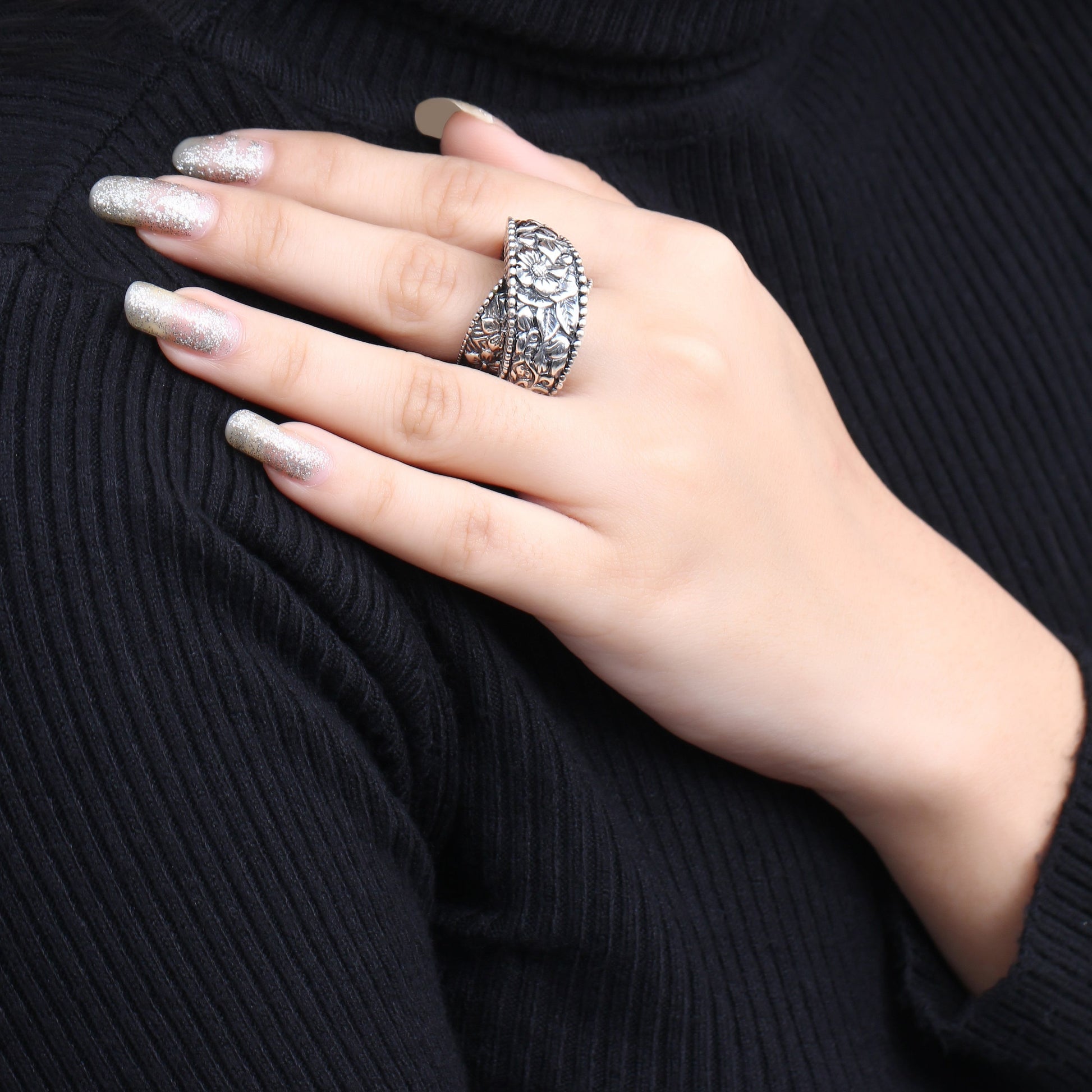 kyoto-flower-engraved-sterling-silver-bypass-band