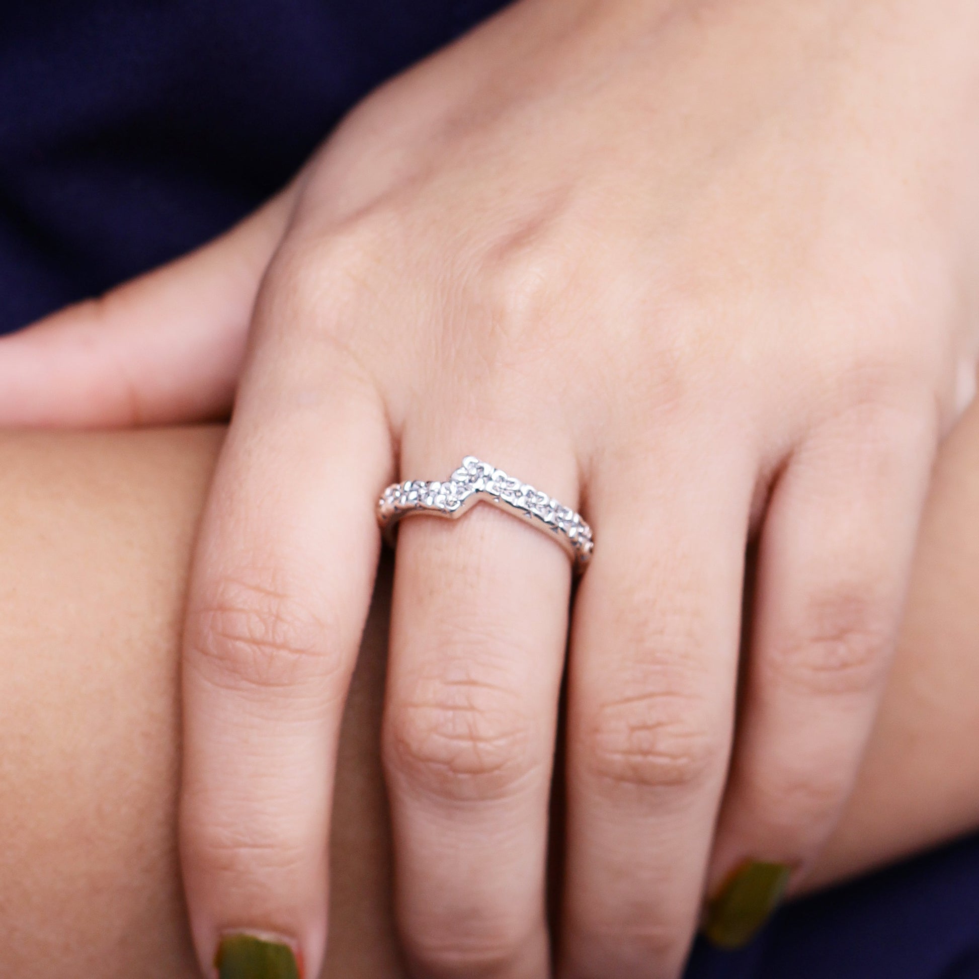 kyoto-engraved-band-ring-in-sterling-silver