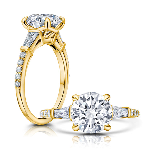 Peter adds a modern flair to this trapezoid three stone ring WSM649_4DiaY