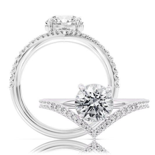 Peter Storm A beautiful V band with a center stone set and the edge of the V WSM735_4DiaR  WSM735_4DiaR