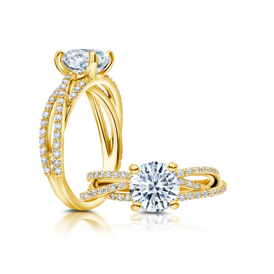 This playful ring features a flower-shaped halo with a brilliant round center WSM790_4DiaY