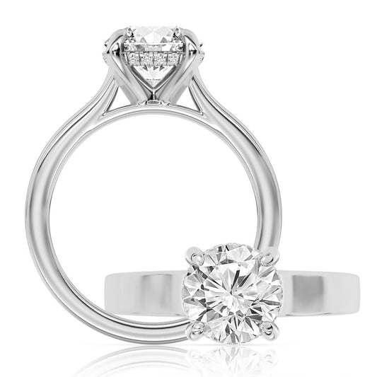 Peter Storm Peter adds a modern flair to this cluster three stone ring WSM775_4DiaY  WSM775_4DiaY