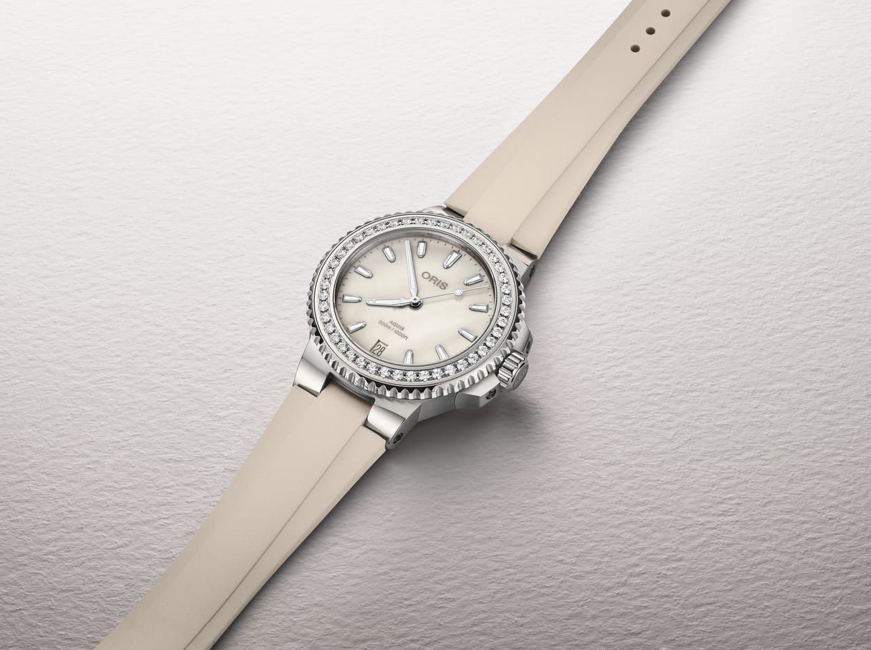 Oris Aquis Date Diamonds Automatic Watch 01 733 7792 4956-07 4 19 61FC