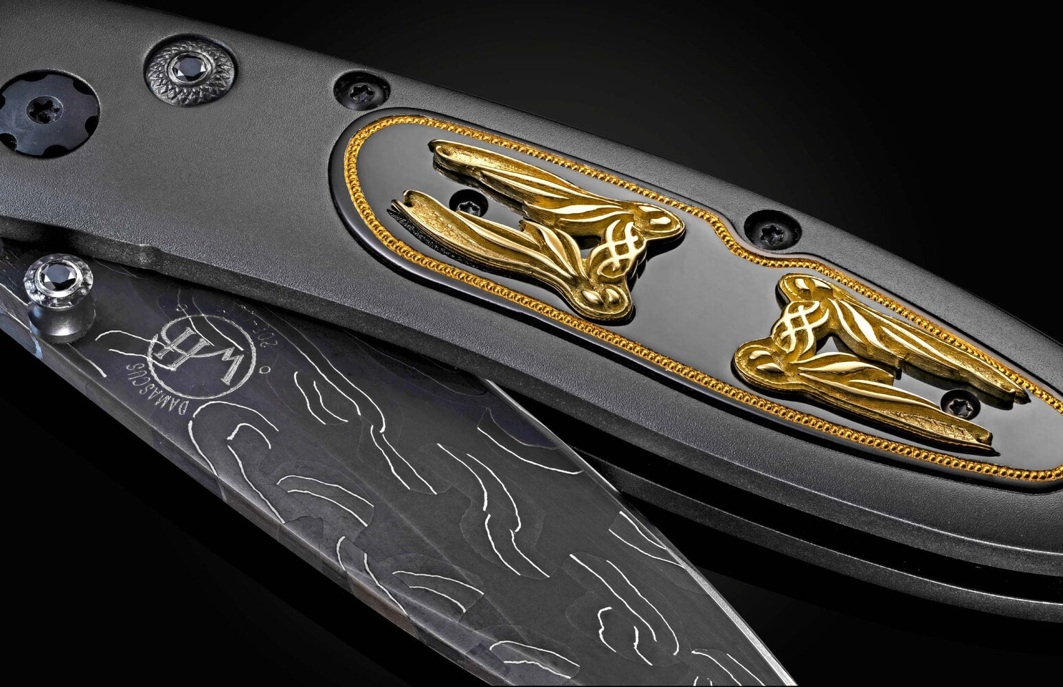 William Henry Gold-inlaid 'Knightsteel' knife with black titanium frame, damascus blade B05 KNIGHTSTEEL