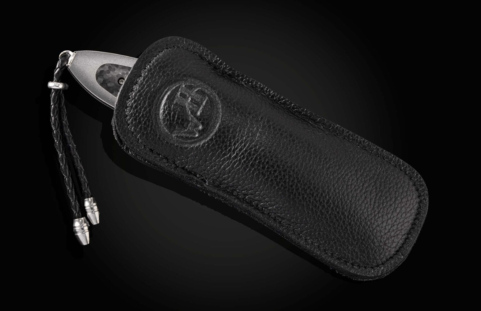 William Henry Titanium pocketknife with carbon fiber and 'wave' damascus blade B05 STEALTHY