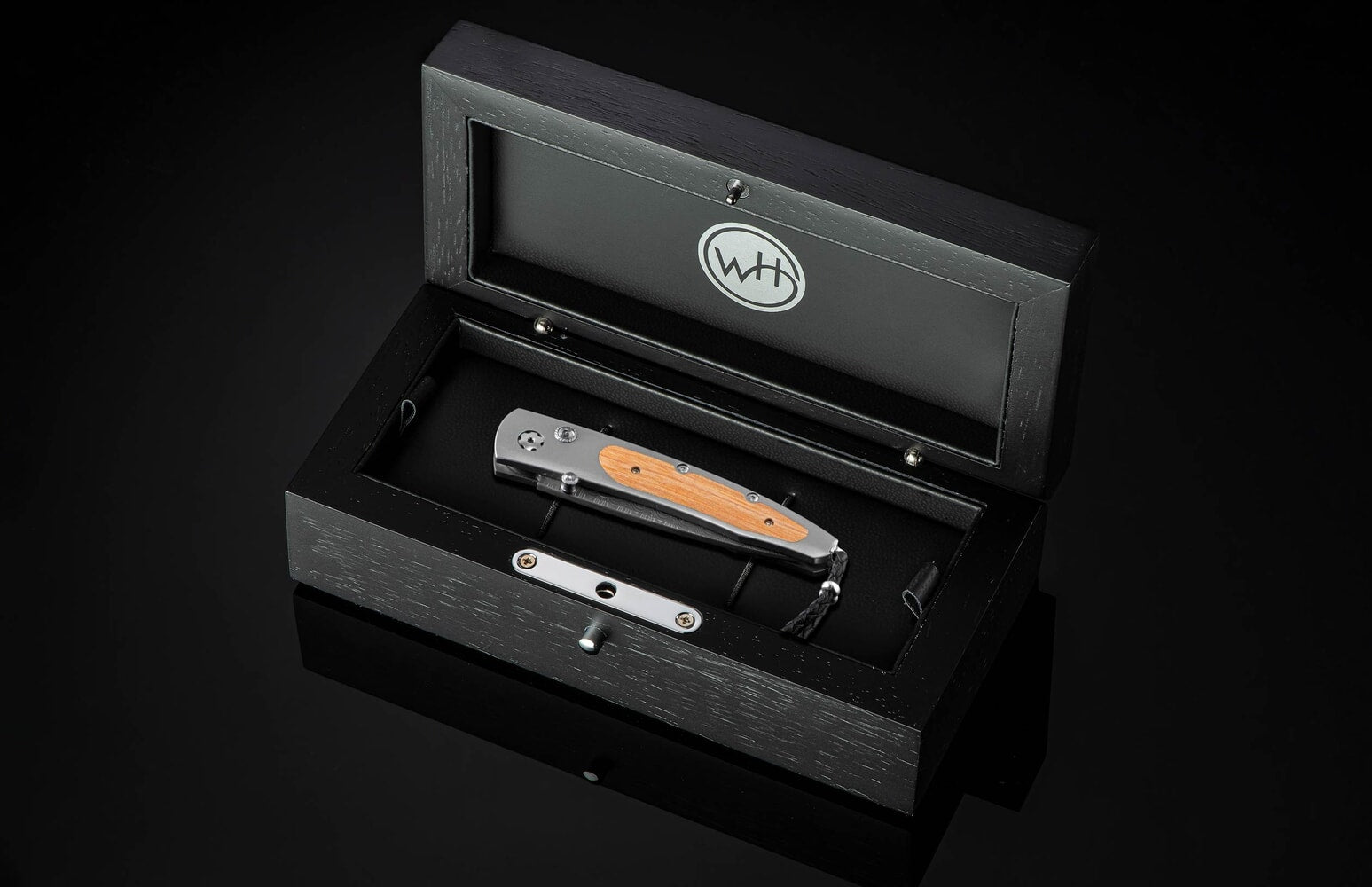 William Henry Titanium pocket knife with wood from original Autzen Stadium seat B10 DUCKS
