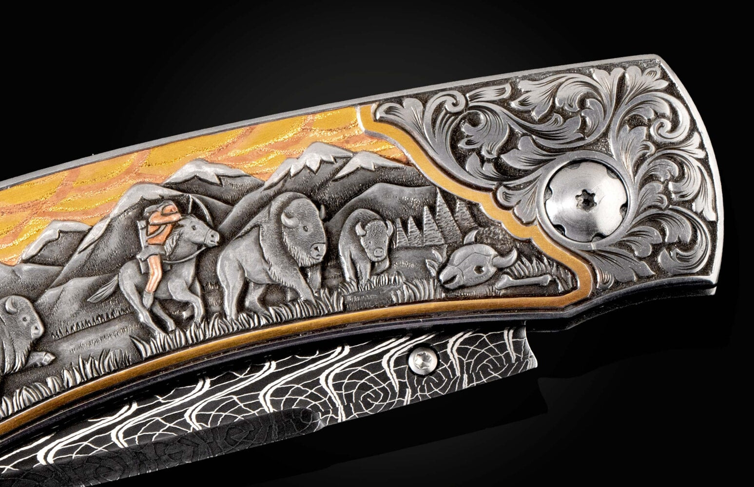 William Henry Hand-engraved pocket knife with gold, platinum, copper and damascus B12 BISON HUNT