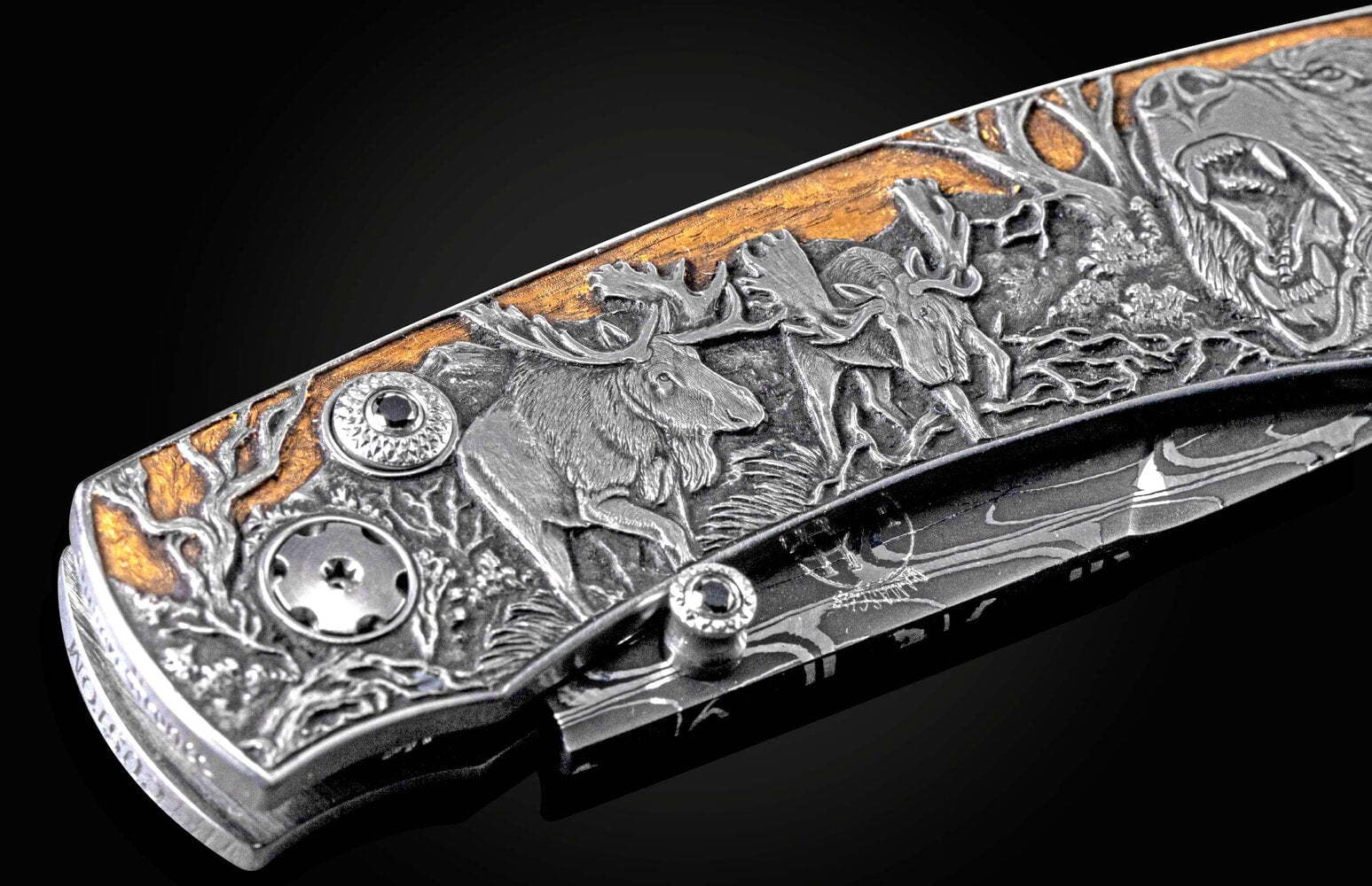 William Henry Hand-engraved folding knife with gold inlays, damascus blade B12 NORTH WOODS