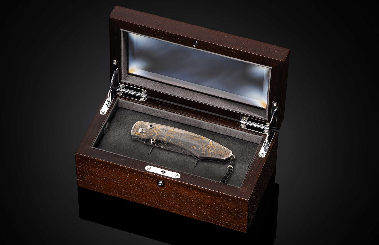 William Henry Hand-engraved pocketknife with 24K gold inlays and damascus blade B12 SPACE INVADERS
