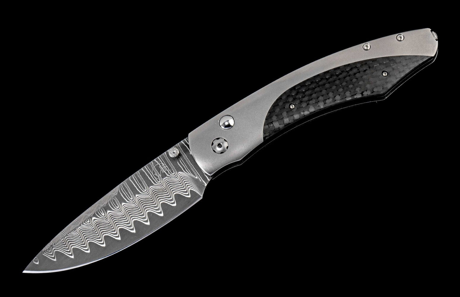 William Henry Titanium pocketknife with carbon fiber and 'wave' damascus blade B12 VEGA