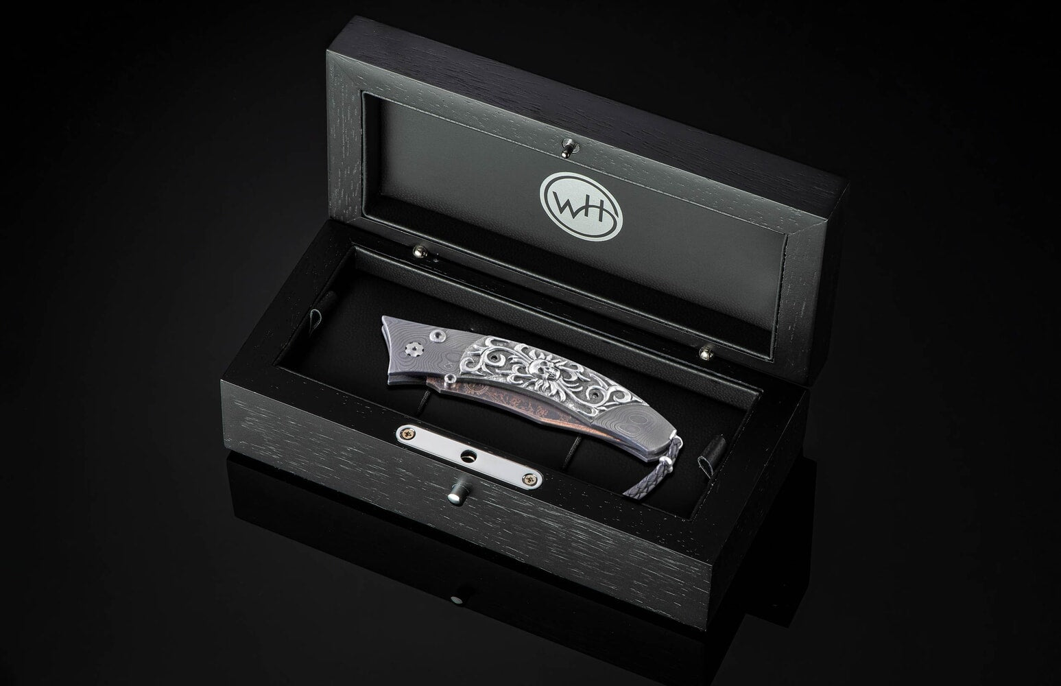 William Henry Folding knife with hand-forged damascus and hand-carved sterling silver B21 DARK DREAMS