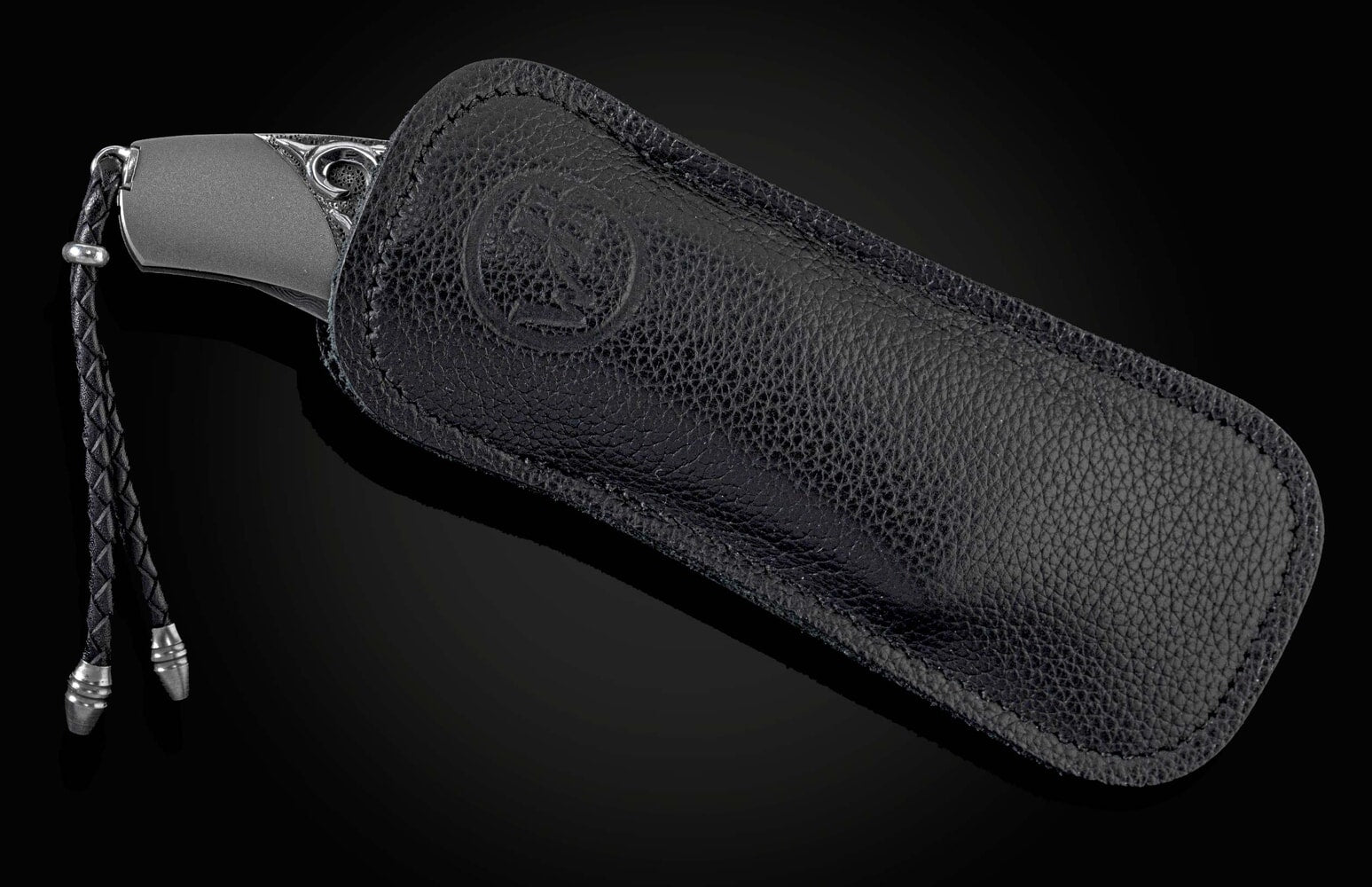 William Henry Titanium pocketknife with 'Wave' damascus and carbon fiber B21 SKULL CANDY