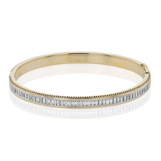 Bangle in 18k Gold with Diamonds
