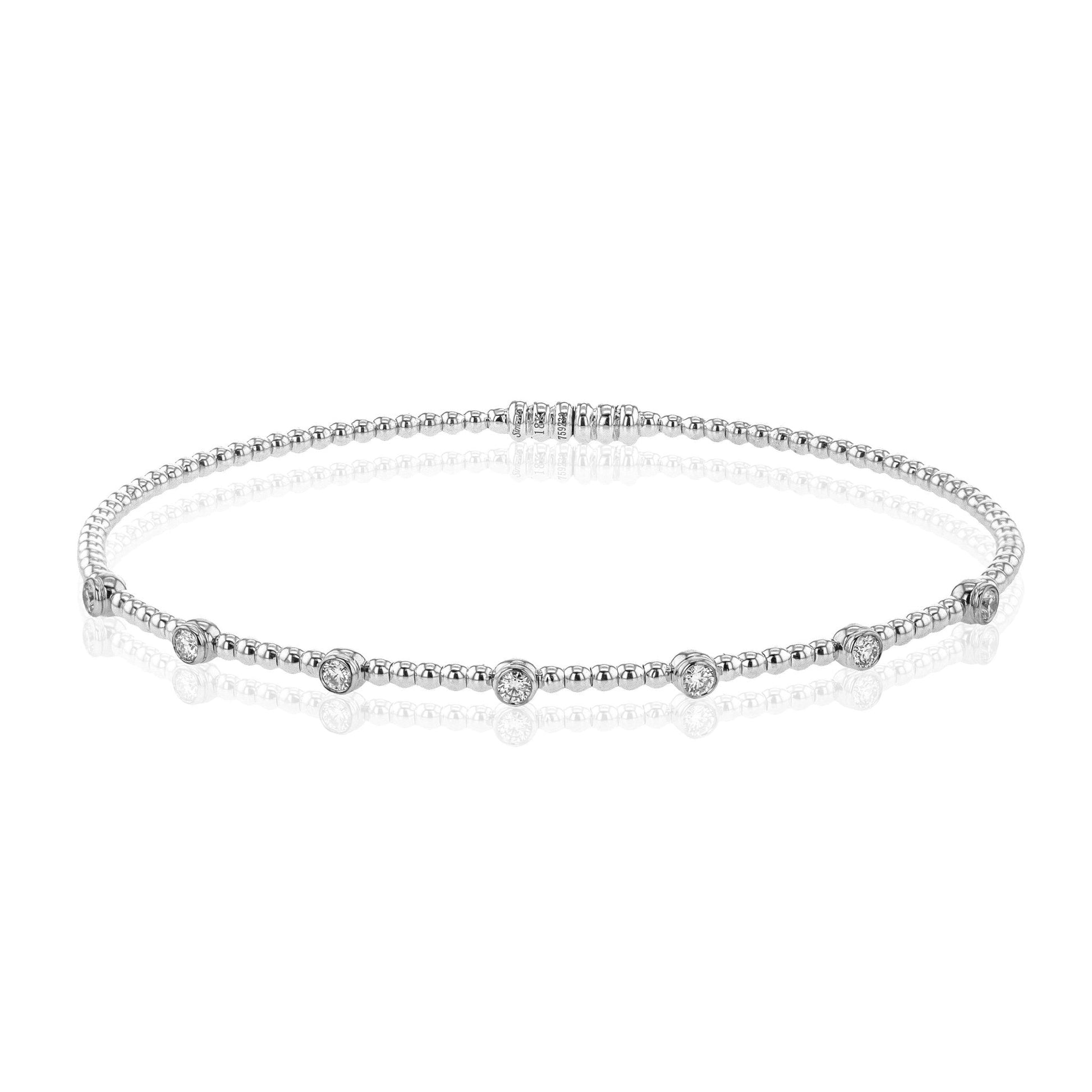 Bangle in 18k Gold with Diamonds