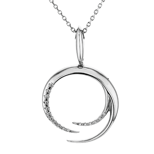 Crescent Medallion Pendant in 18k Gold with Diamonds