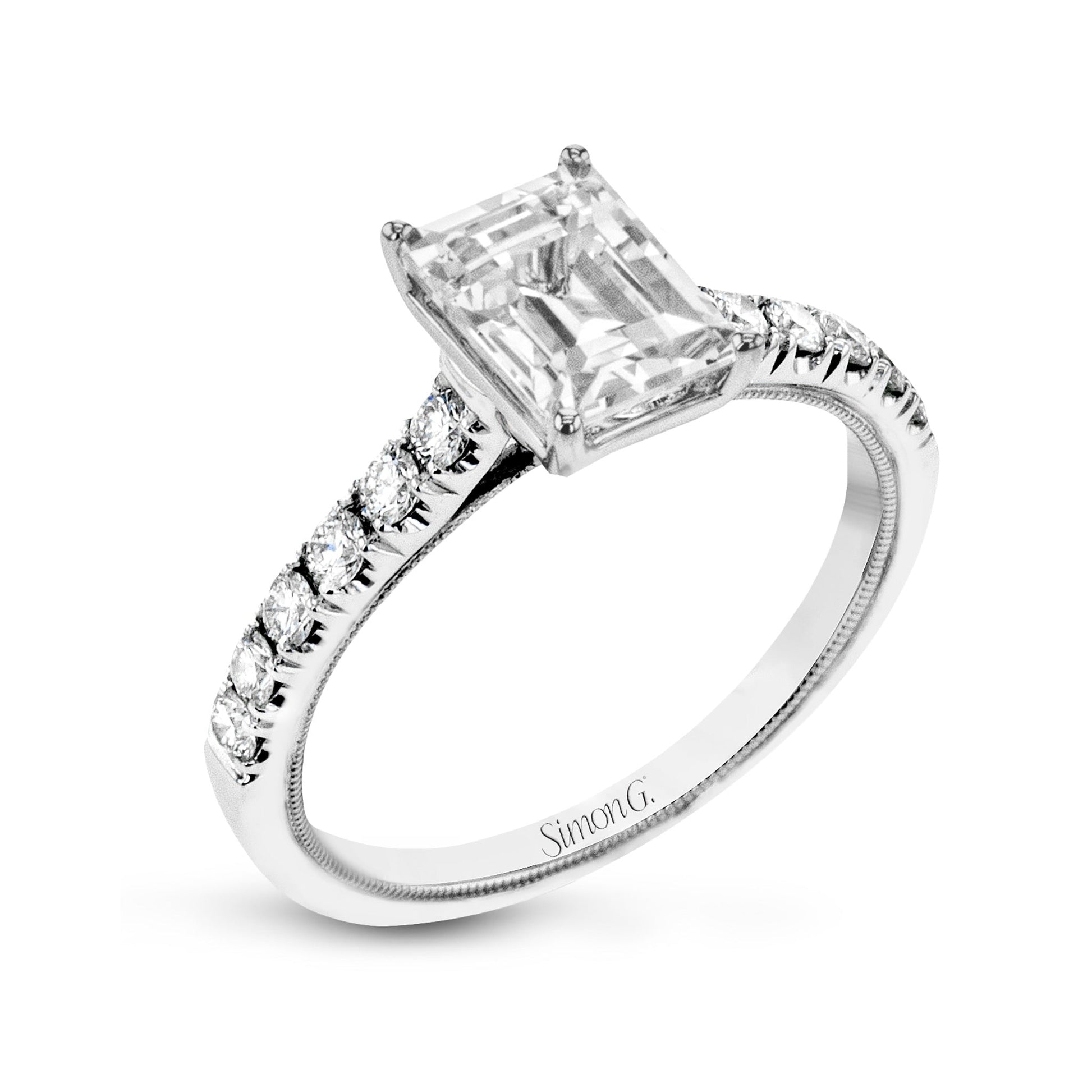 emerald-cut-engagement-ring-in-18k-gold-with-diamonds