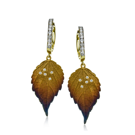fallen-leaves-earrings-in-18k-gold-with-diamonds DE184
