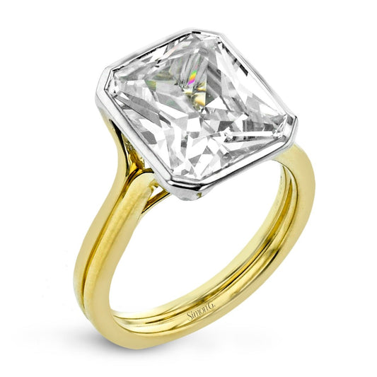 radiant-cut-engagement-ring-in-18k-gold-with-diamonds