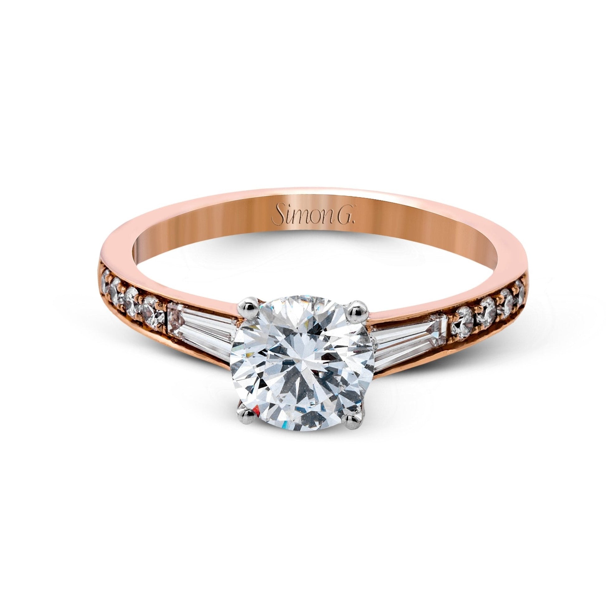 round-cut-engagement-ring-18k-gold-with-diamonds