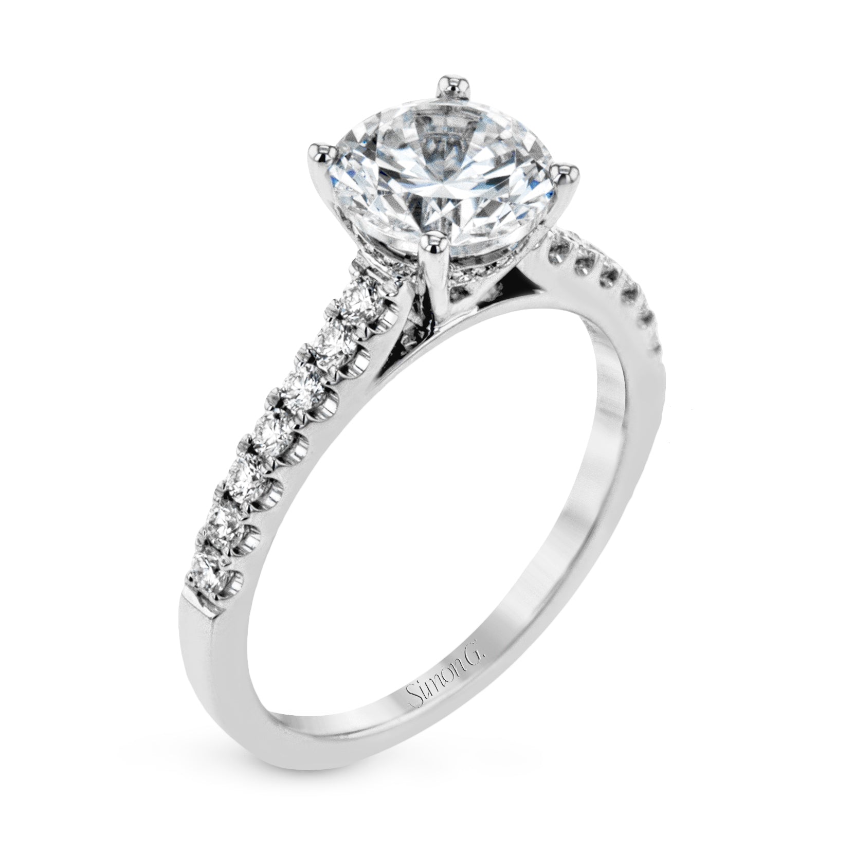 round-cut-engagement-ring-in-18k-gold-with-diamonds