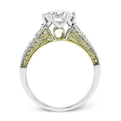 round-cut-engagement-ring-in-18k-gold-with-diamonds