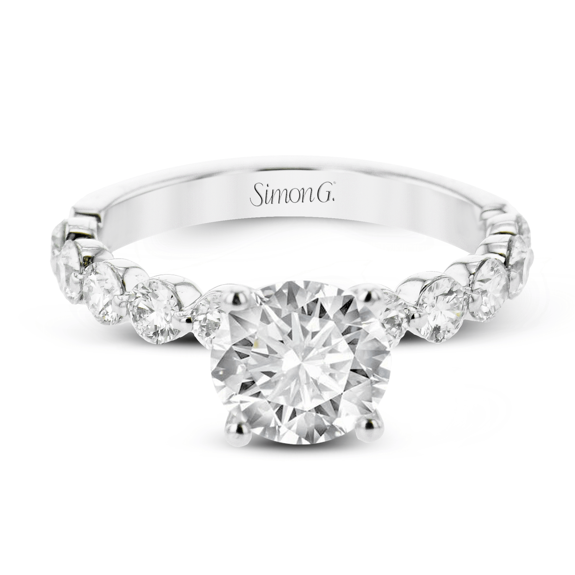 round-cut-engagement-ring-in-18k-gold-with-diamonds