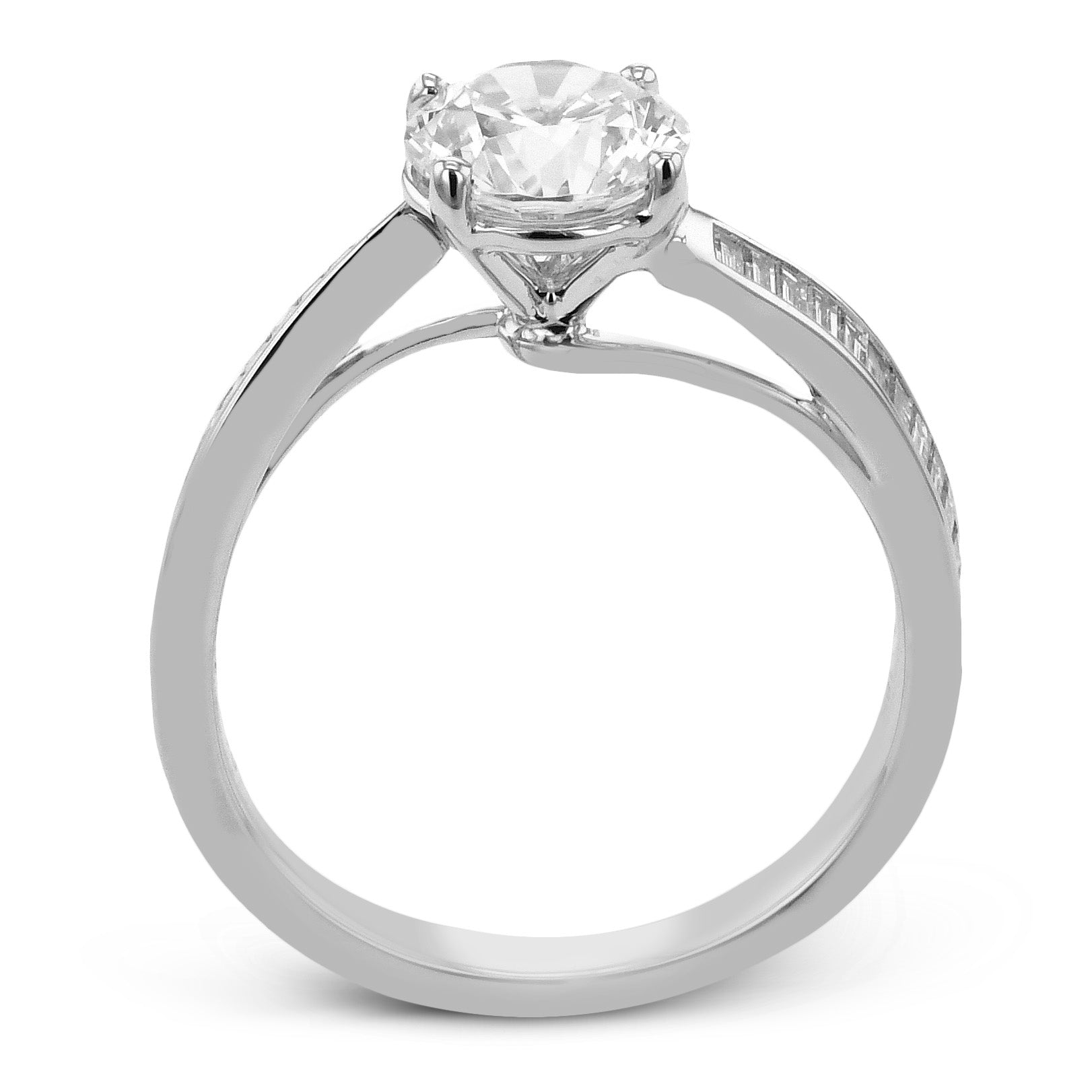 round-cut-engagement-ring-in-18k-gold-with-diamonds