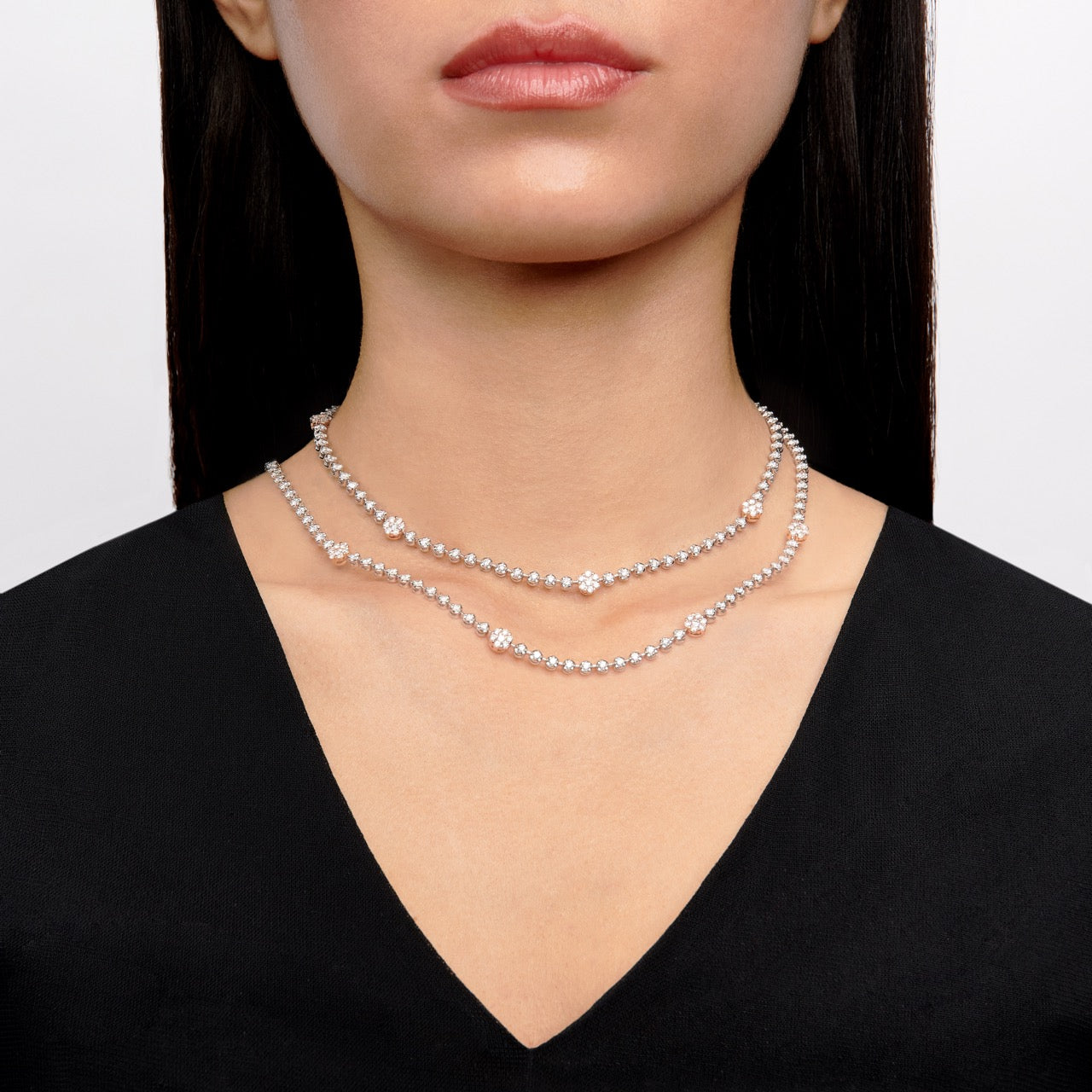 Necklace in 18k Gold with Diamonds LP4330