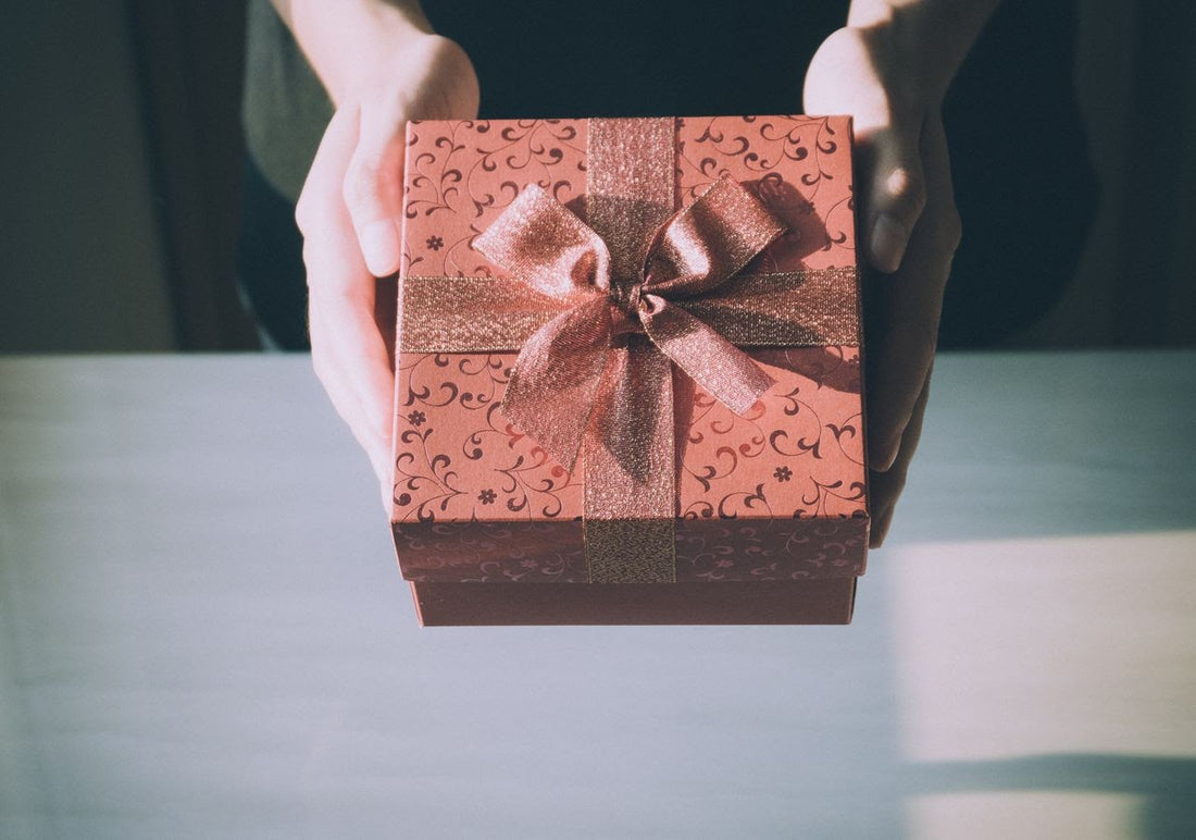 GIFT GUIDE TO EXCELLENT JEWELRY FOR EVERYONE