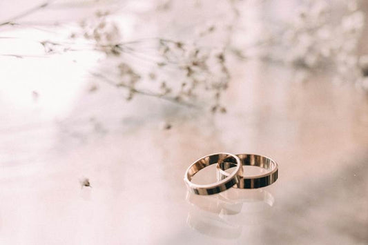 WHITE GOLD WEDDING BANDS FOR MEN AND WOMEN – BEING THE IDEAL CHOICE