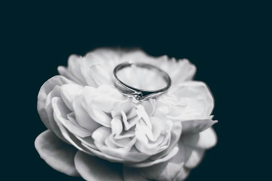 WHICH ORDER DO YOU WEAR ENGAGEMENT, WEDDING, AND ETERNITY RINGS? – ESSENTIALS YOU SHOULD KNOW