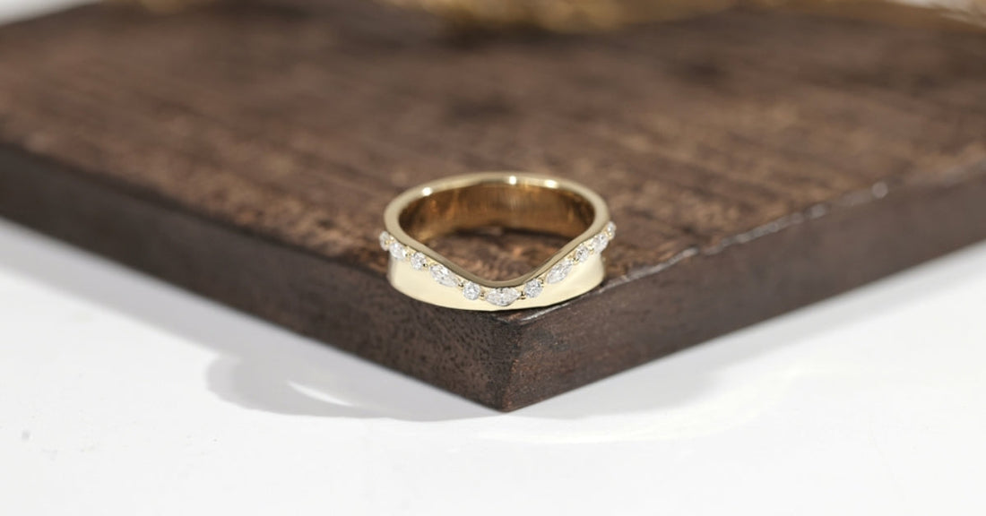 What Should You Know Before Buying a Curved Wedding Band Online?