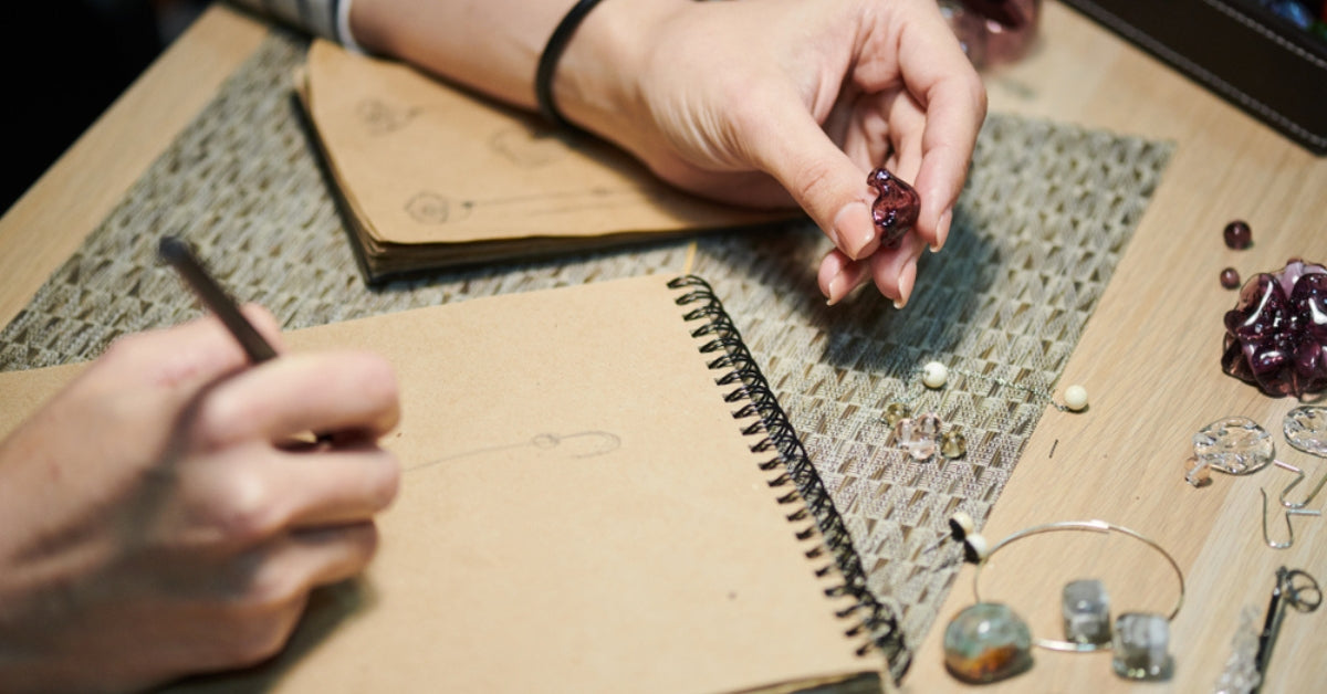 10 Useful Tips Before You Start Your Custom Jewelry Design Journey