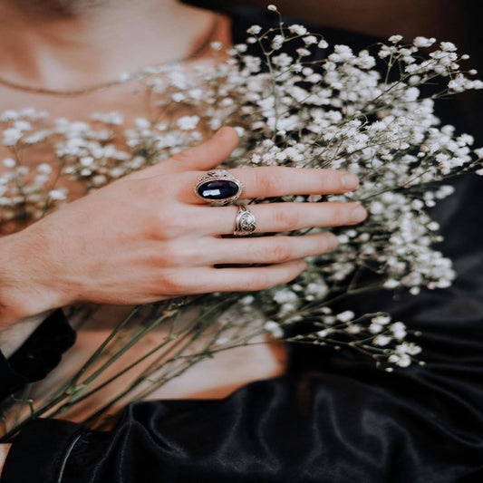 BEST GEMSTONE ENGAGEMENT RINGS FOR NON-DIAMOND LOVERS