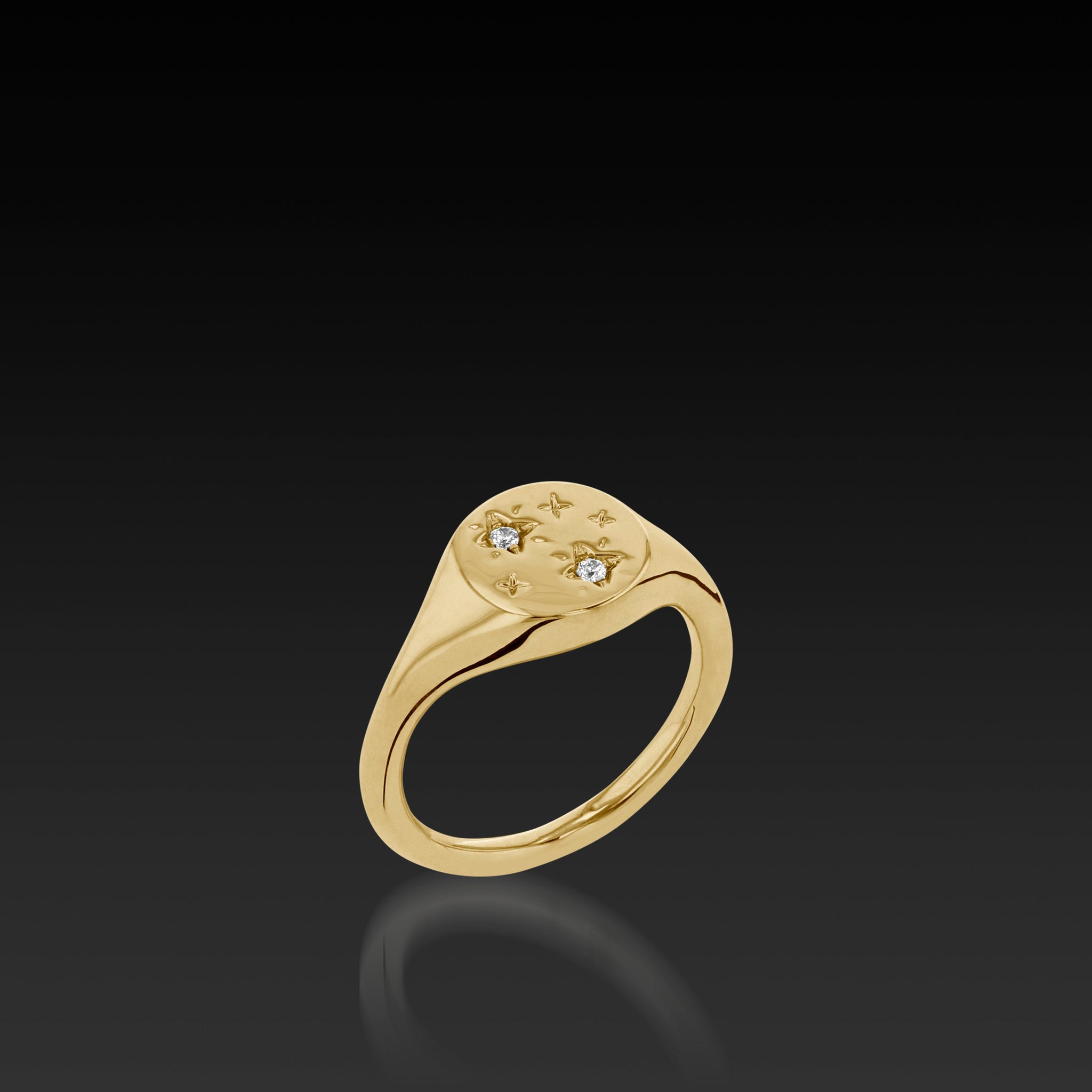 Yellow Gold Signet Ring with Diamonds