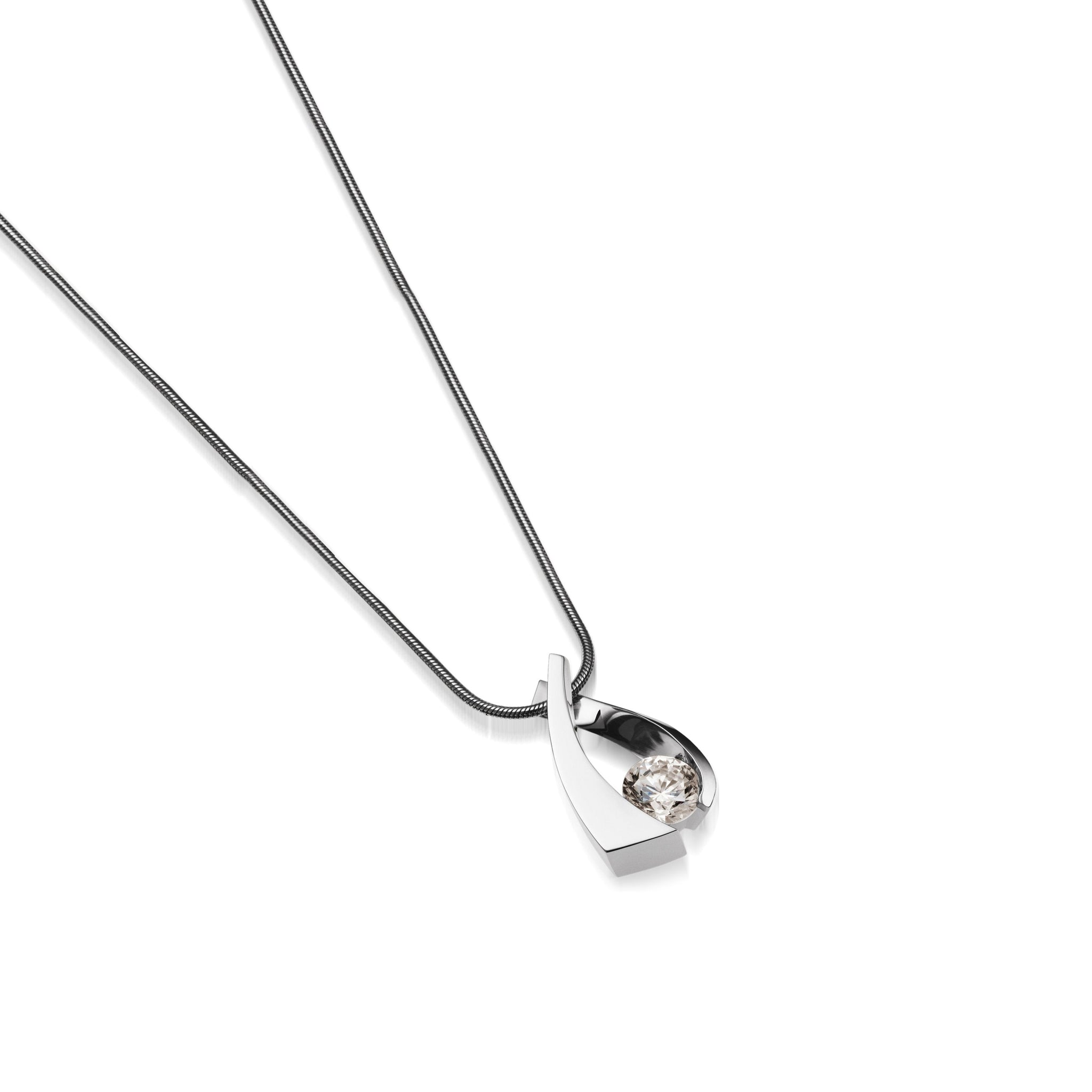 Oyster Small Solitaire Diamond Pendant Necklace
