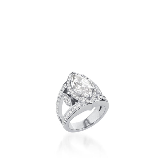 Victoria Elite Yellow Gold Diamond Ring