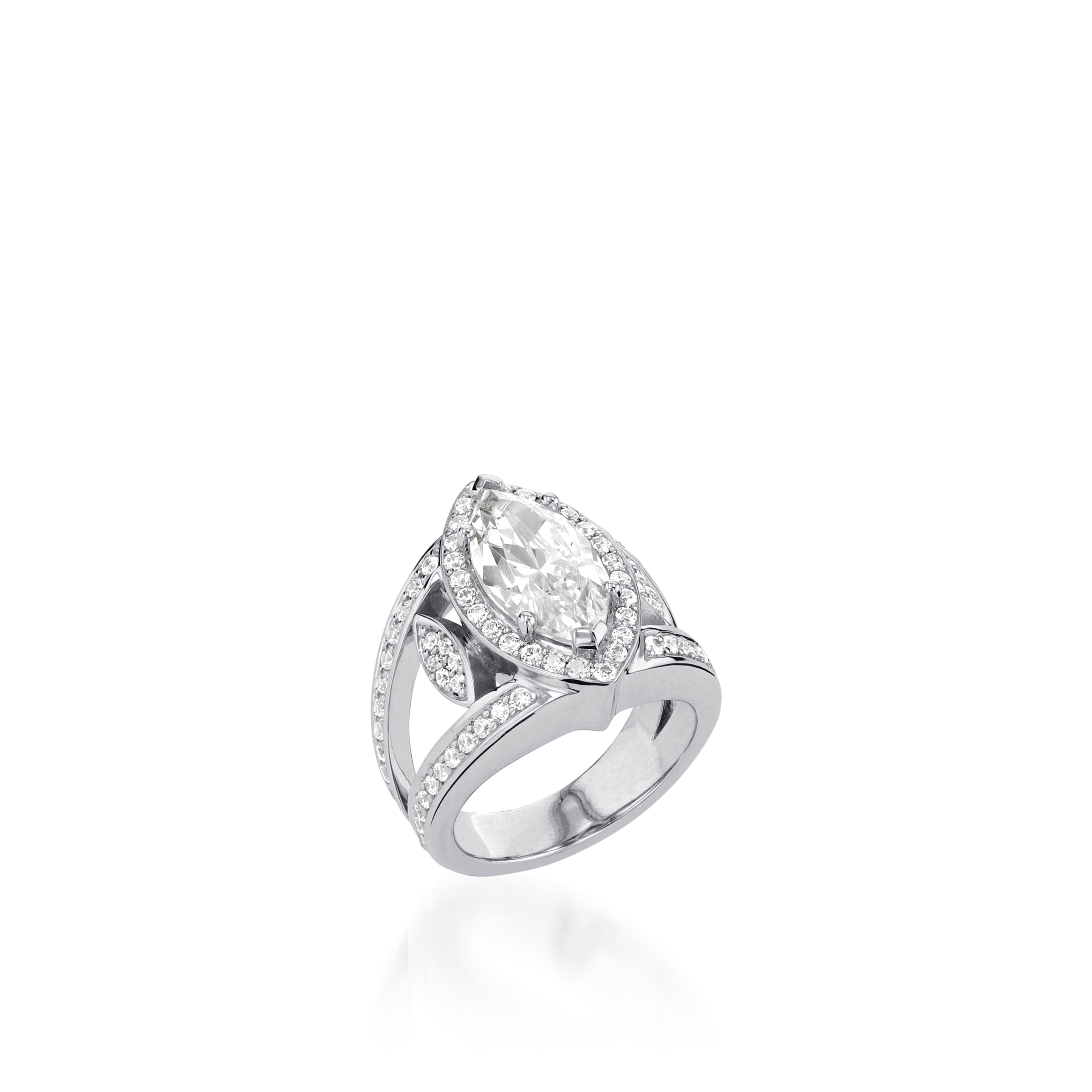 Victoria Elite Yellow Gold Diamond Ring