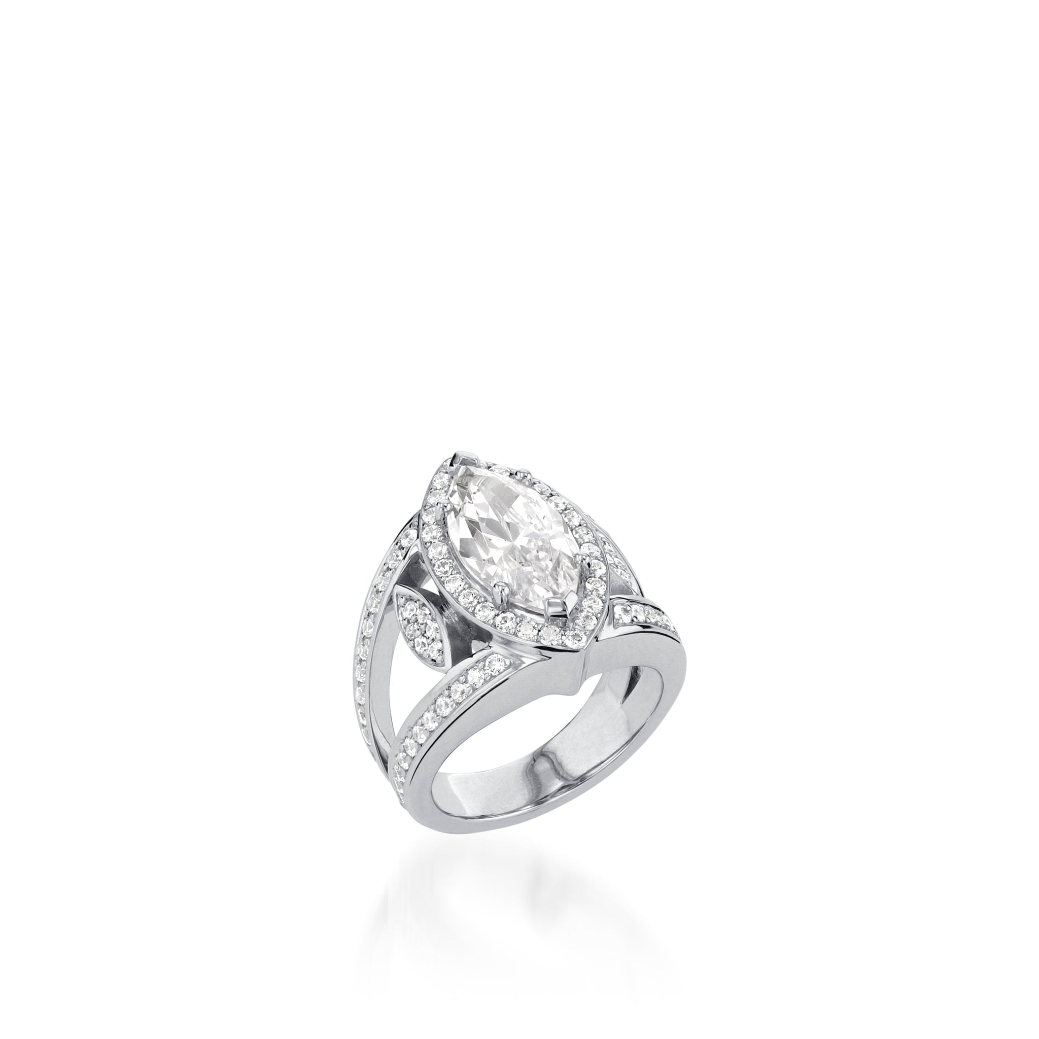 Victoria Elite Yellow Gold Diamond Ring