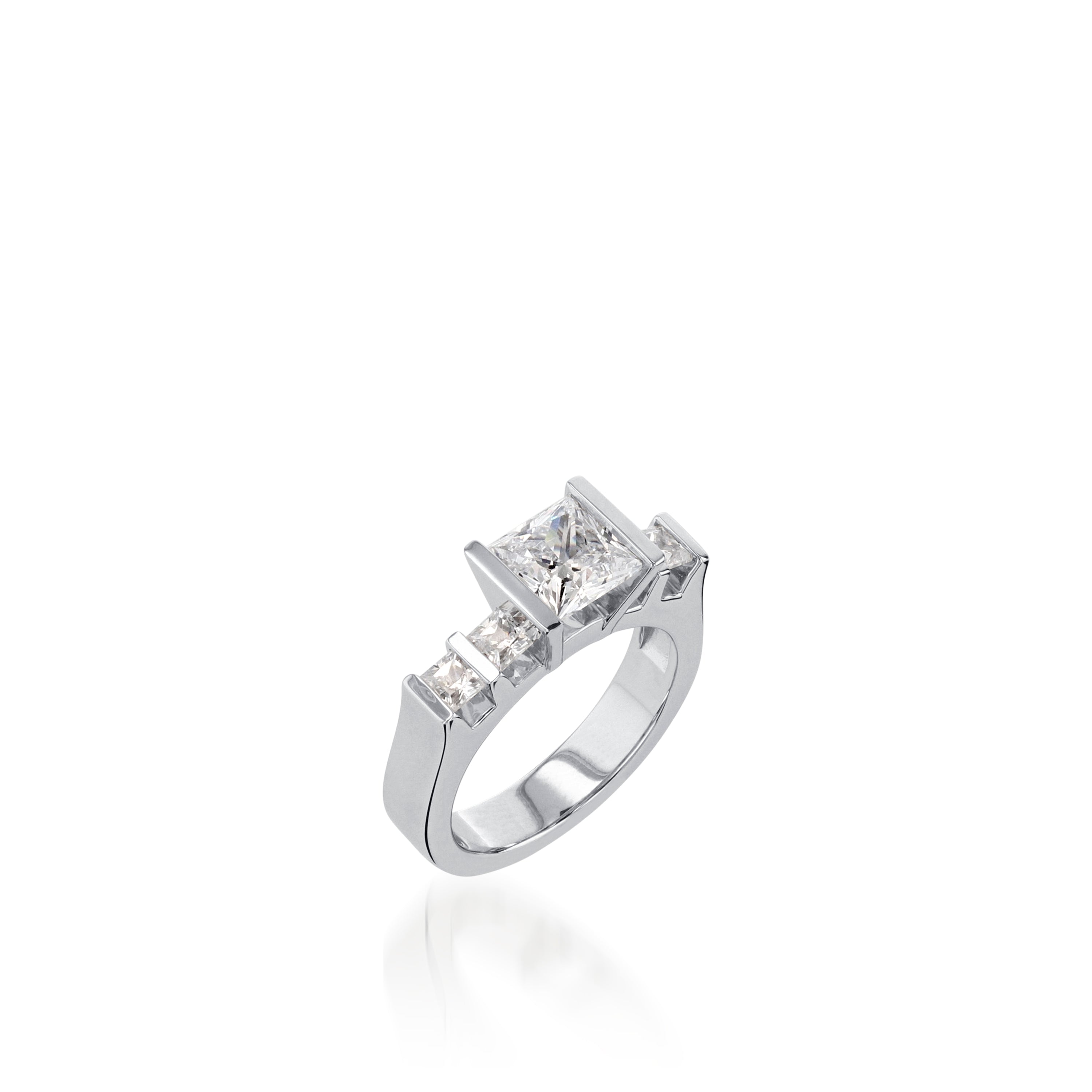 Avanti Yellow Gold Engagement Ring