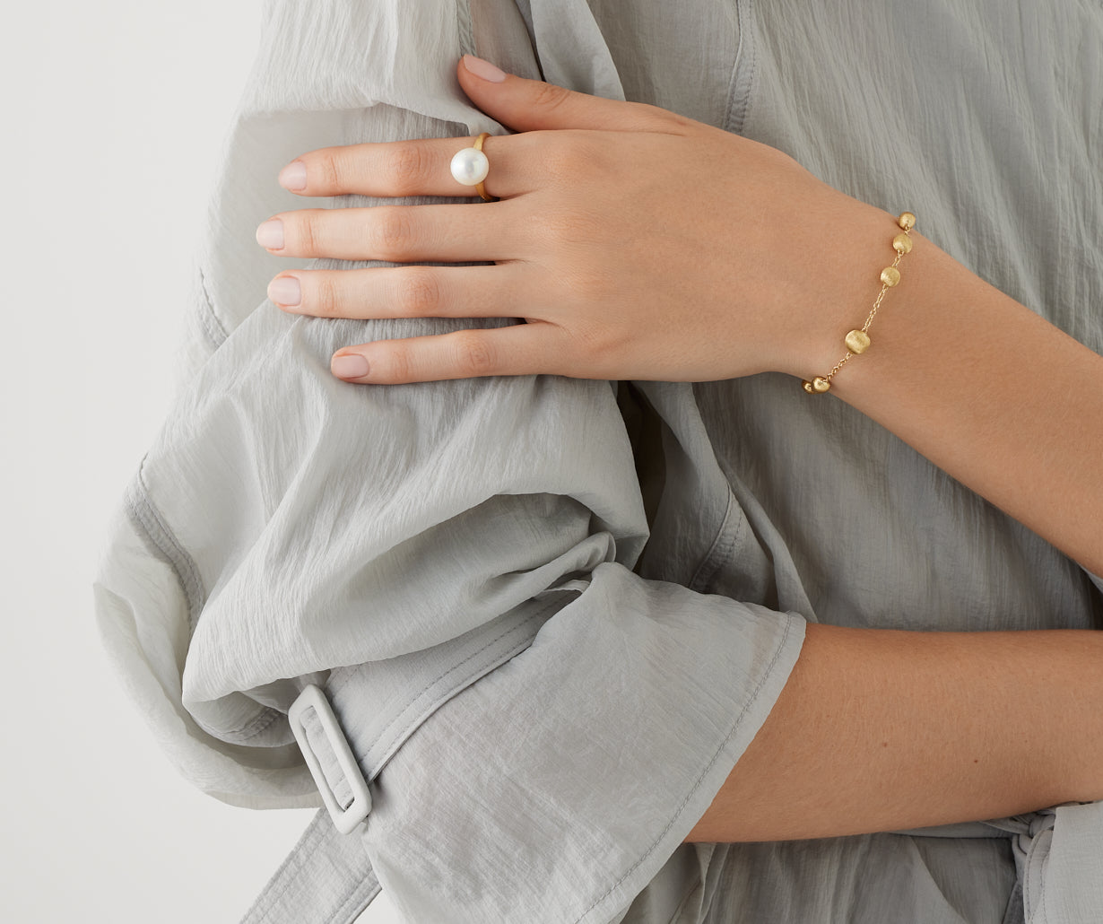 18kt yellow gold pearl ring