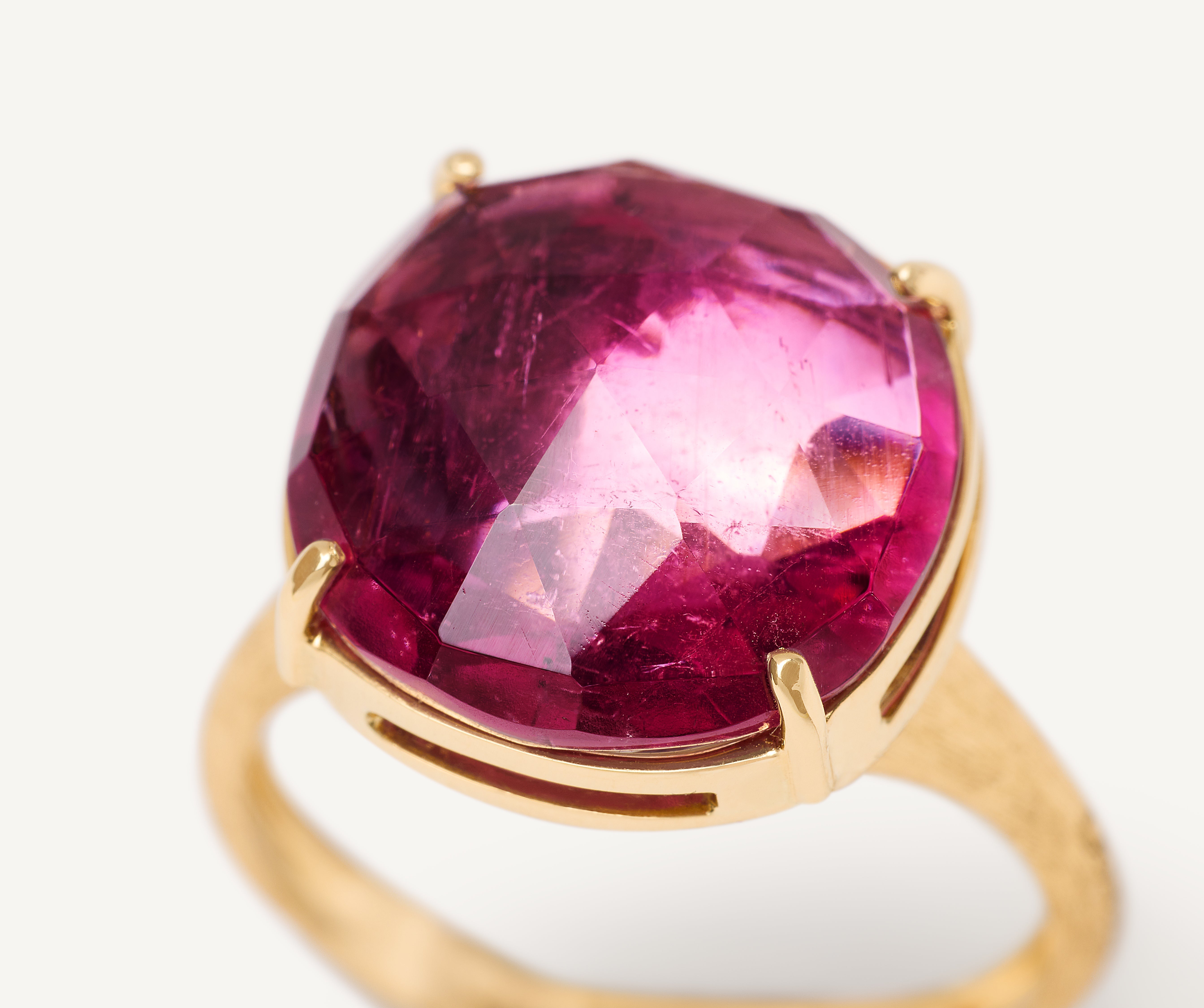 18kt-yellow-gold-pink-tourmaline-ring